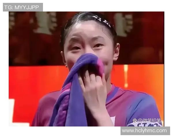 与足球明星面对面聆听他们的梦想与奋斗故事的女生视频采访